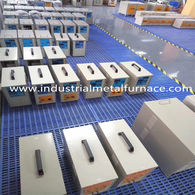 فرن صهر النحاس بالحث الكهربائي والصلب ذو التردد المتوسط ​​70KW